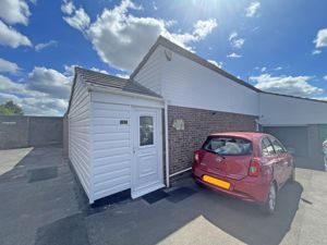 Photo 1- click for photo gallery